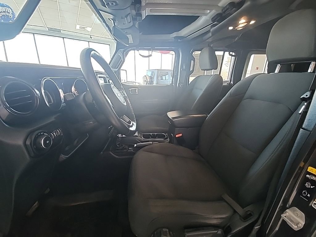 Used 2021 Jeep Wrangler Unlimited Sport image 17