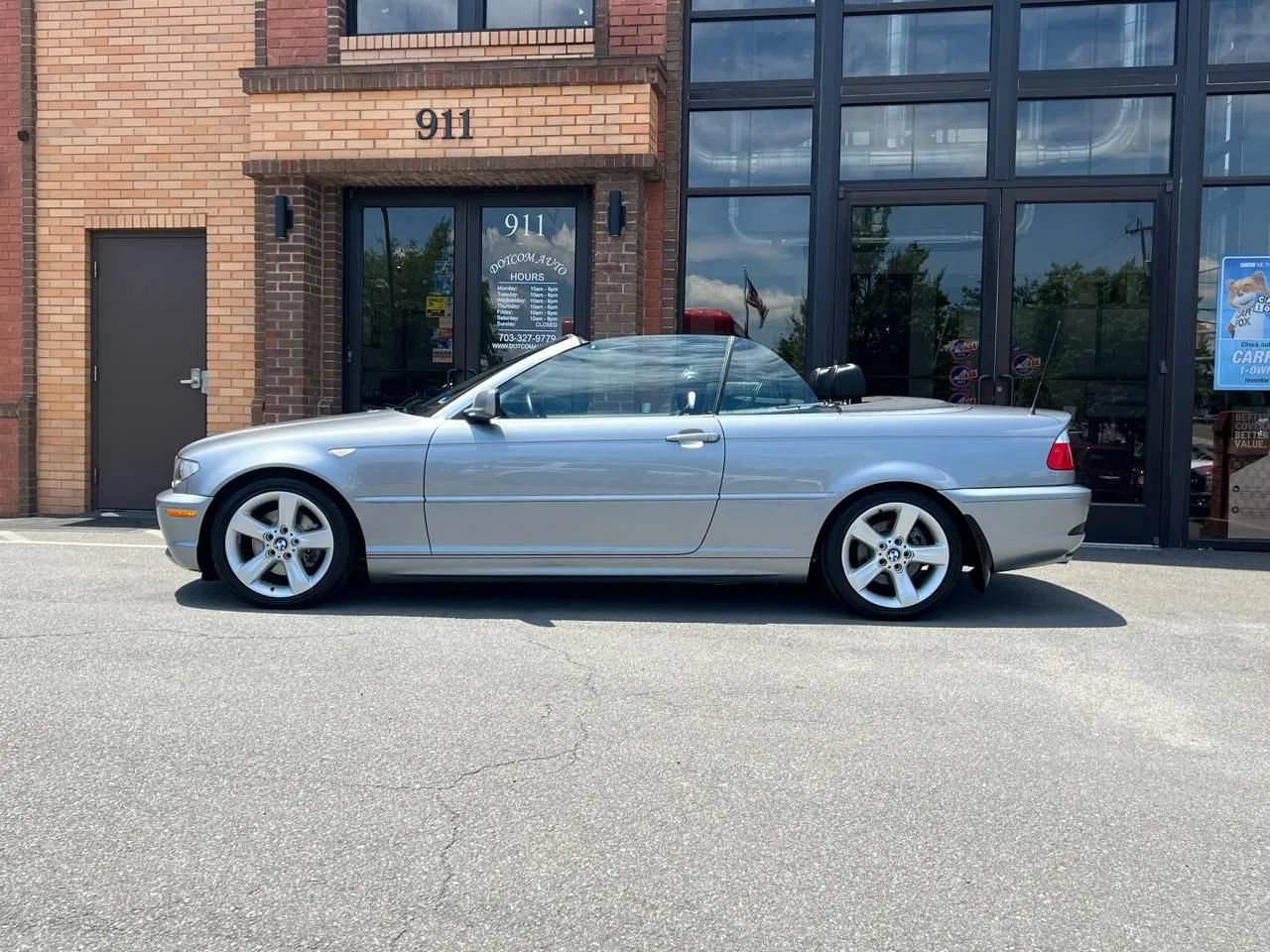 Used 2004 BMW 325Ci Convertible RWD image 4
