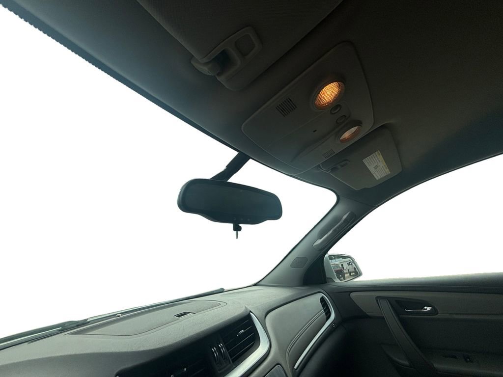 Used 2016 Chevrolet Traverse LT image 30