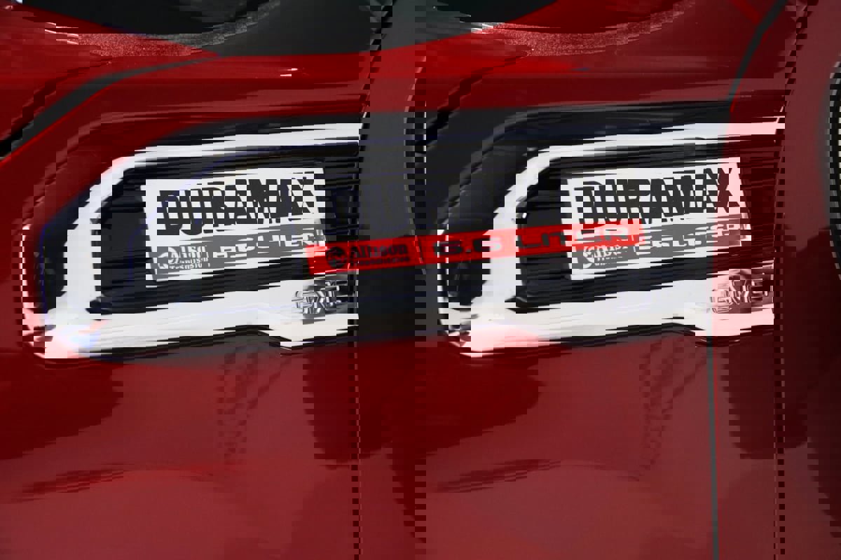 Used 2022 GMC Sierra 3500 Denali w/ Denali Ultimate Package image 14