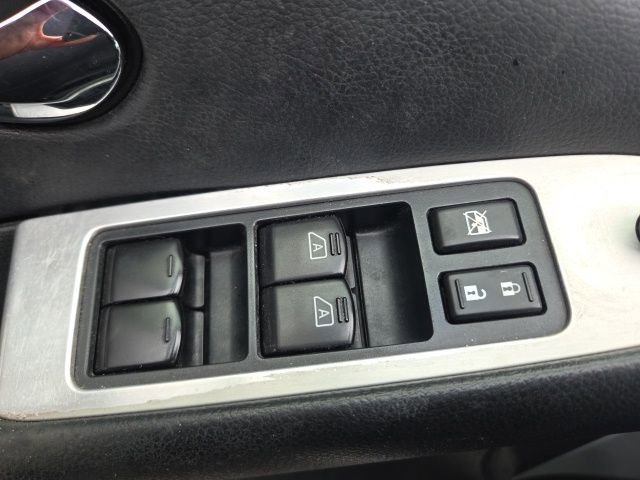 Used 2013 Nissan Murano S image 14