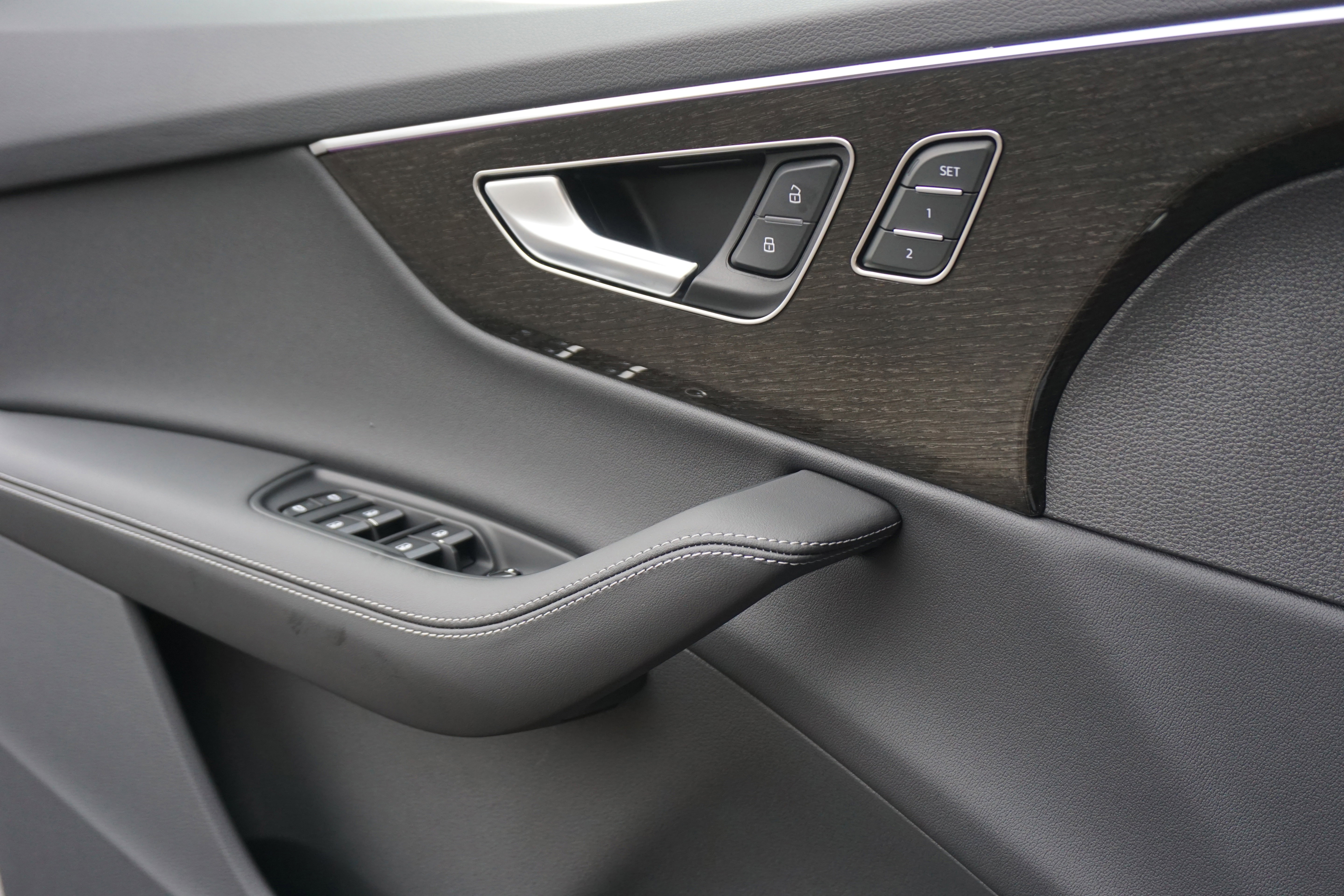 New 2025 Audi Q7 3.0T Premium Plus image 9