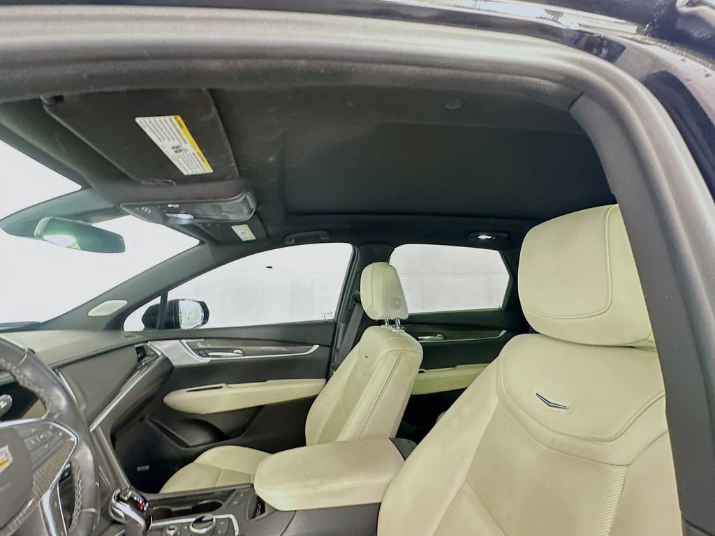 Used 2021 Cadillac XT5 Sportv w/ LPO, Floor Liner Package image 23