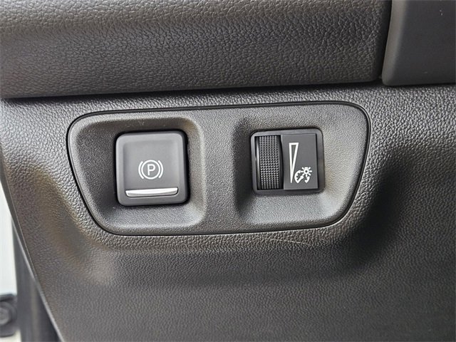 Used 2023 GMC Acadia SLT image 26