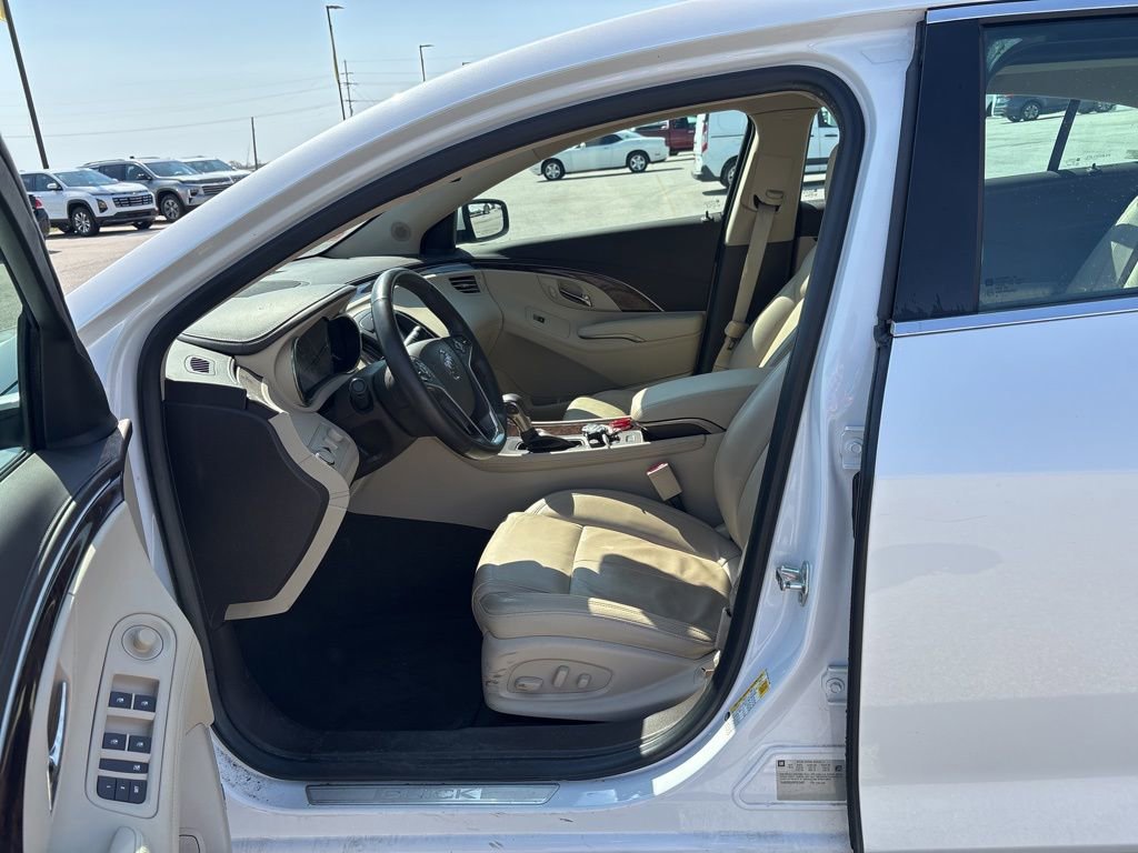 Used 2015 Buick LaCrosse Premium w/ Driver Confidence Package #1 image 28