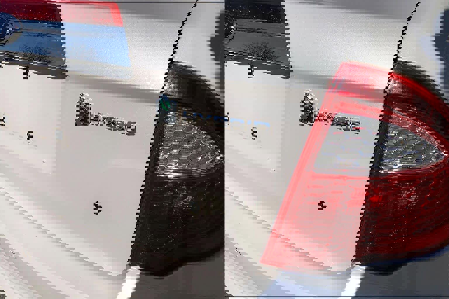 Used 2010 Ford Fusion Hybrid image 10