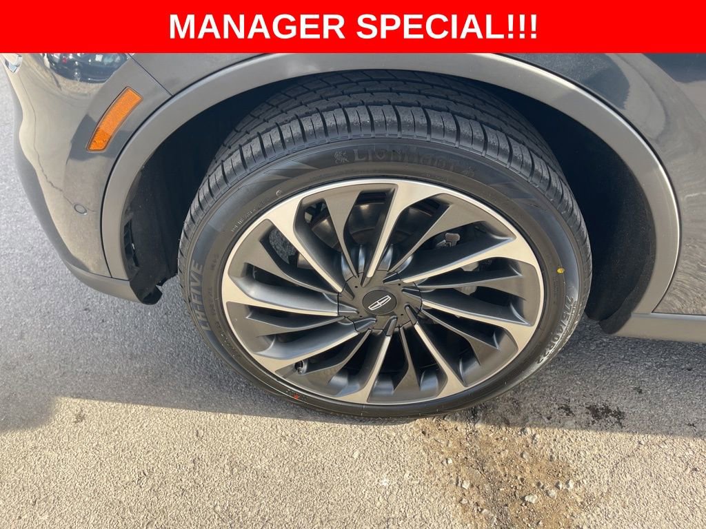Used 2021 Lincoln Aviator Reserve w/ Equipment Group 201A image 9
