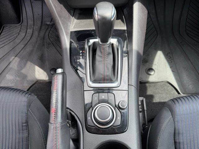 Used 2016 MAZDA MAZDA3 i Touring w/ Popular Equipment Package FWD image 18