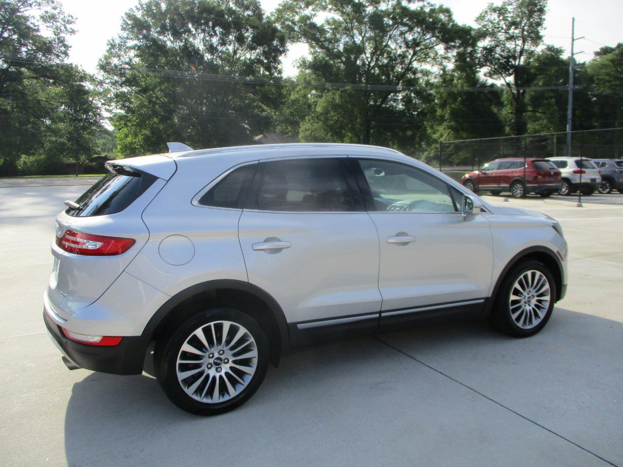 Used 2018 Lincoln MKC Reserve w/ Lincoln MKC Climate Package FWD image 9