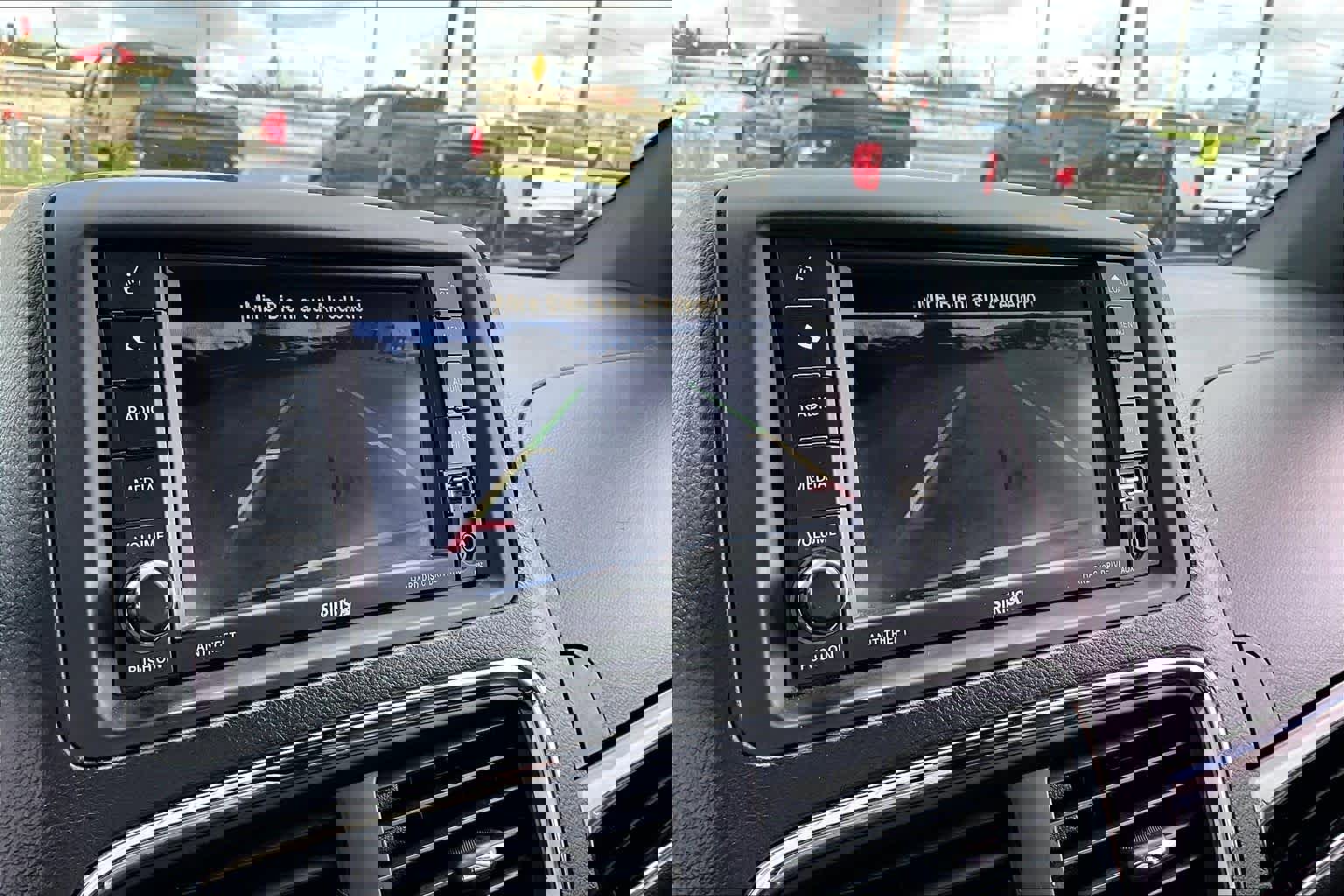 Used 2017 Dodge Grand Caravan SXT image 26