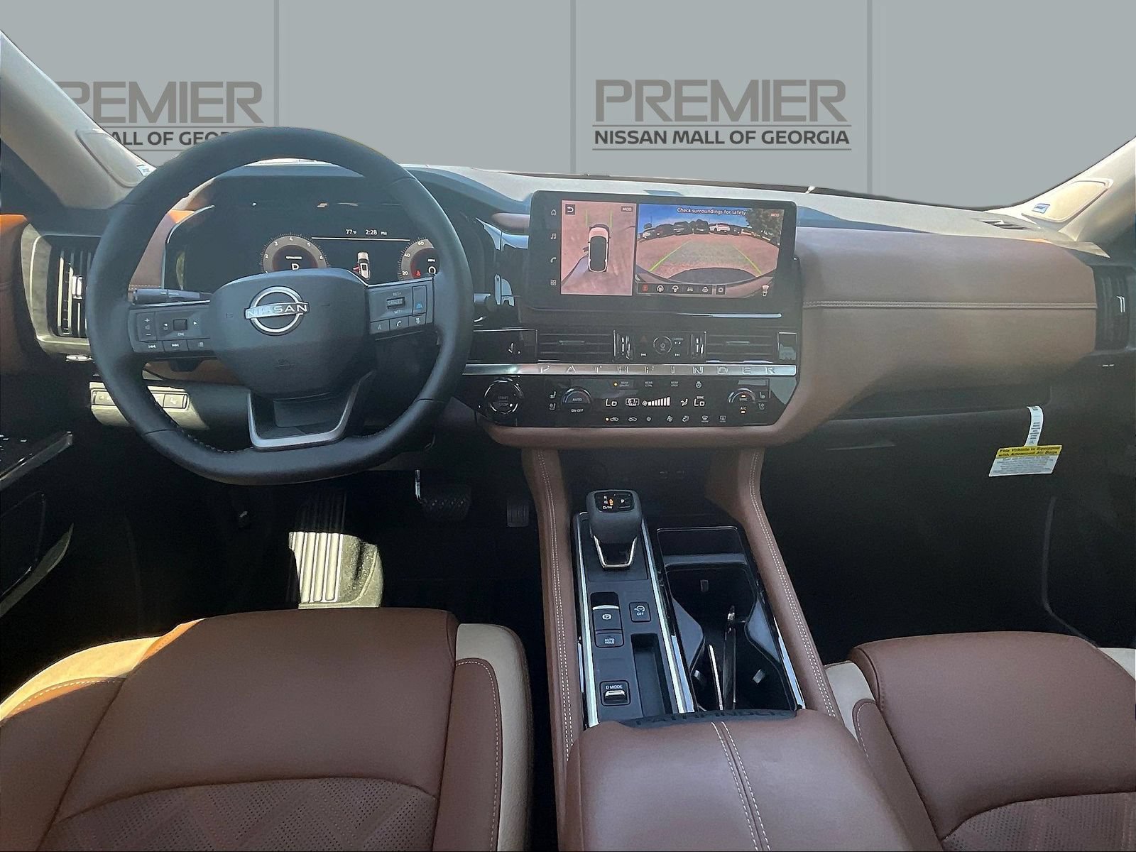 New 2026 Nissan Pathfinder Platinum FWD image 5