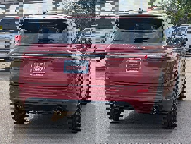 Used 2025 Lincoln Corsair Grand Touring w/ Equipment Group 301A image 4