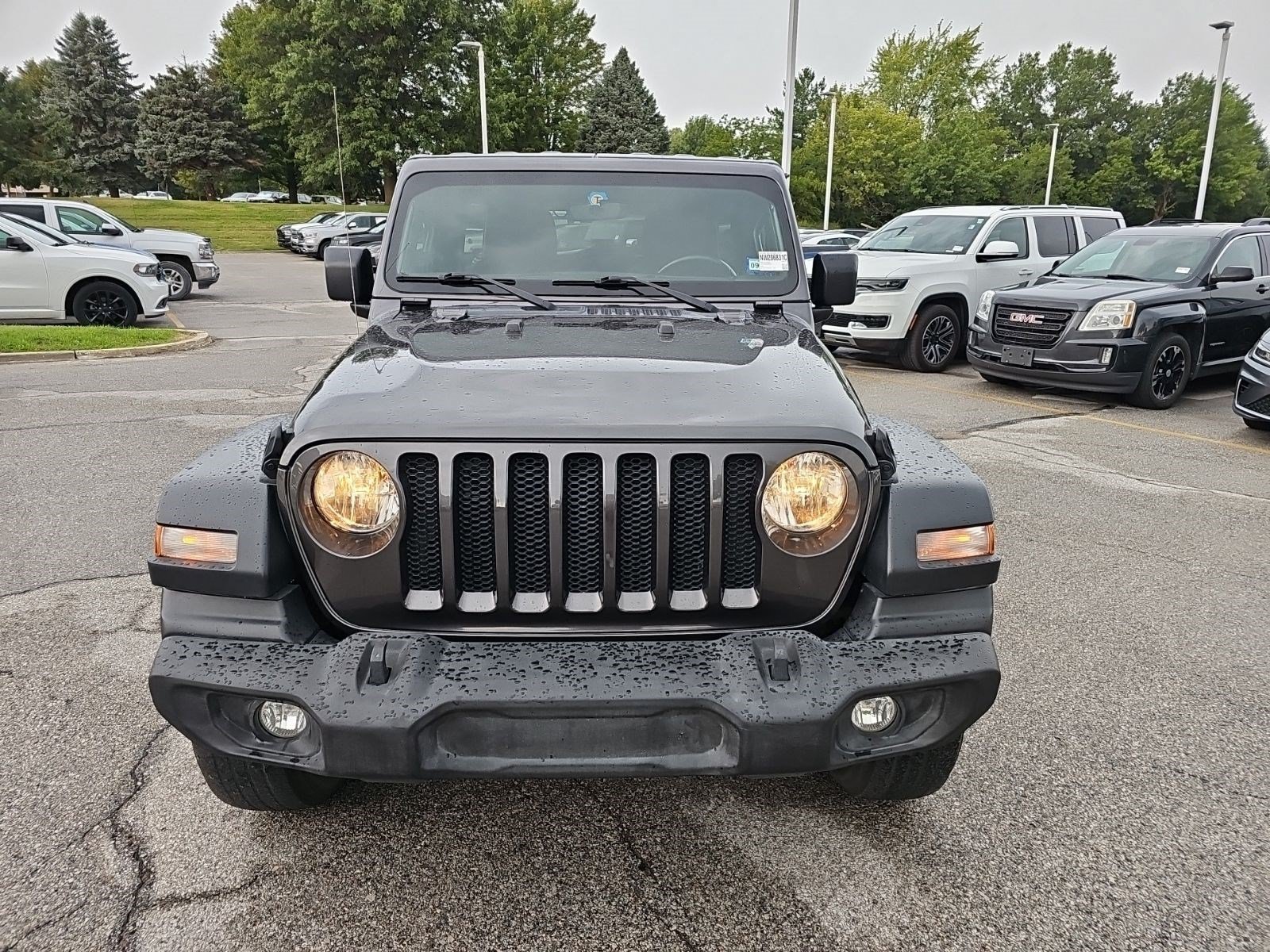 Used 2022 Jeep Wrangler Unlimited Sport AWD/4WD image 9