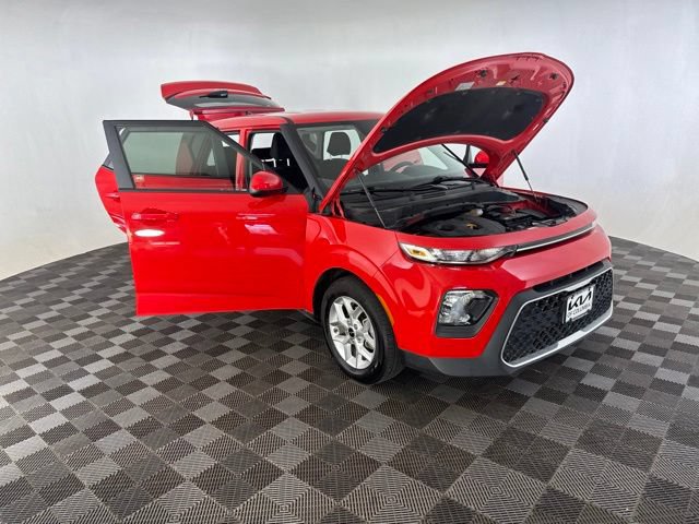 Certified 2022 Kia Soul LX w/ Technology Package FWD image 14