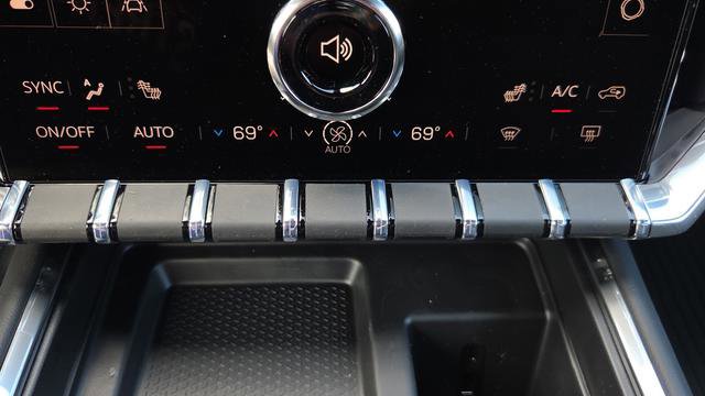 New 2026 GMC Acadia Elevation w/ Black Edition FWD image 32