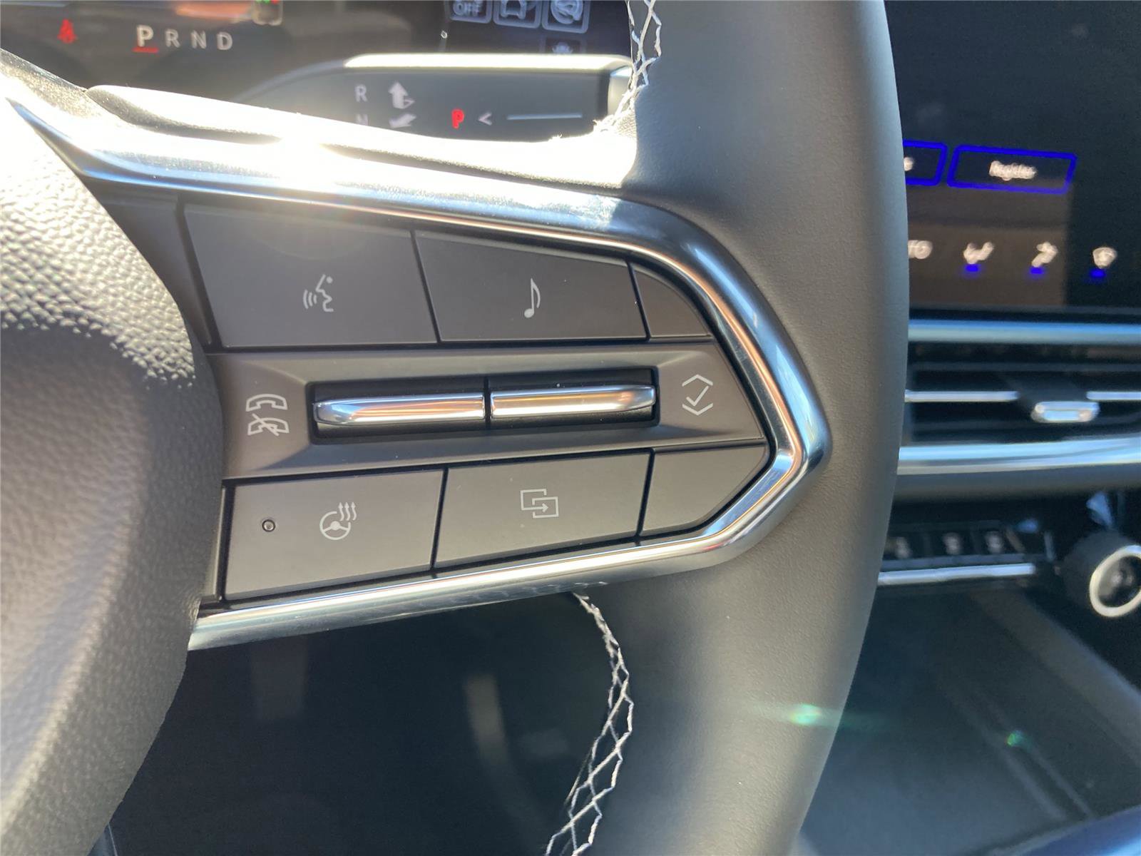 New 2026 Chevrolet Equinox EV LT image 19