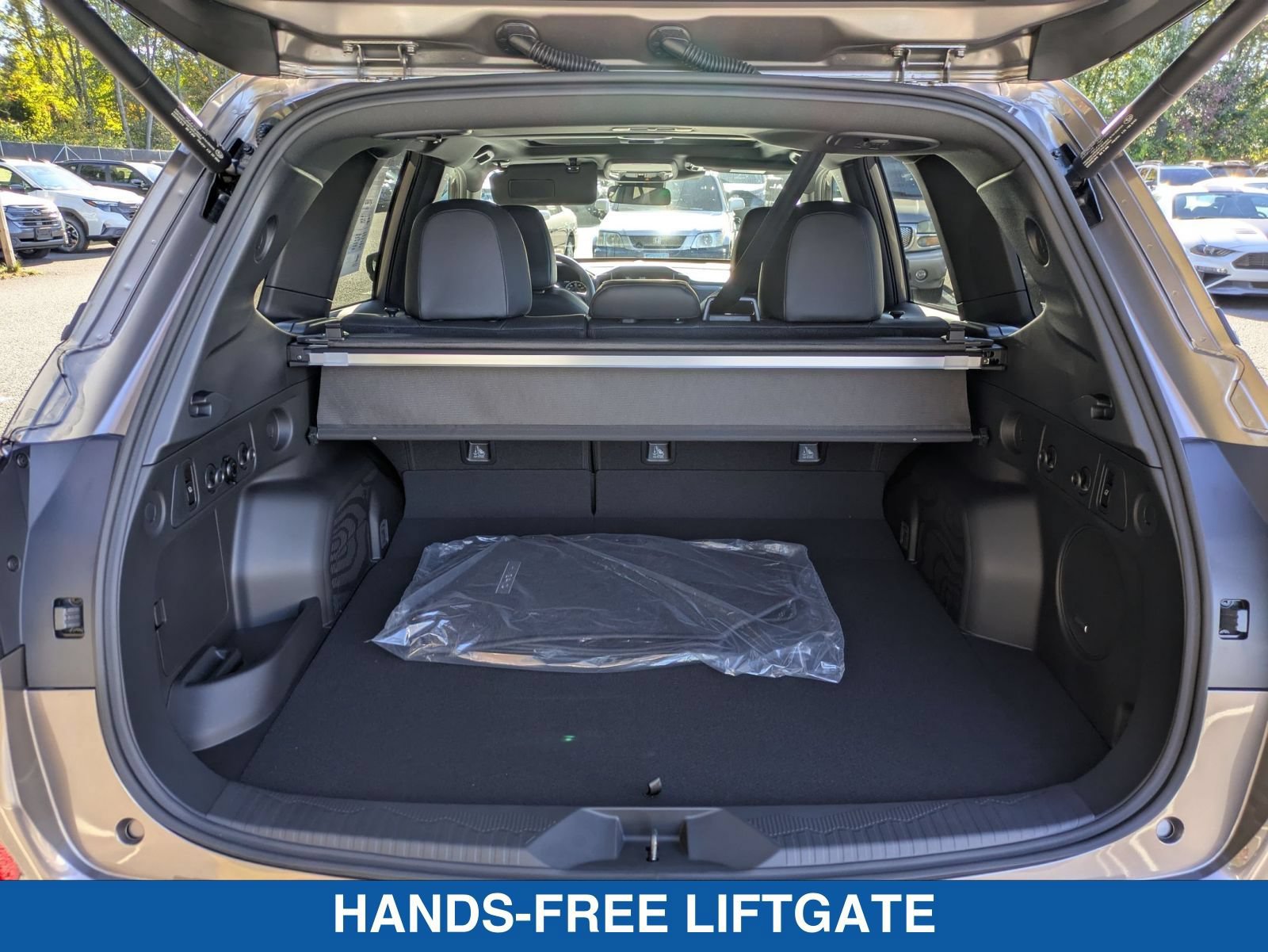 Used 2025 Subaru Forester Limited AWD/4WD image 19