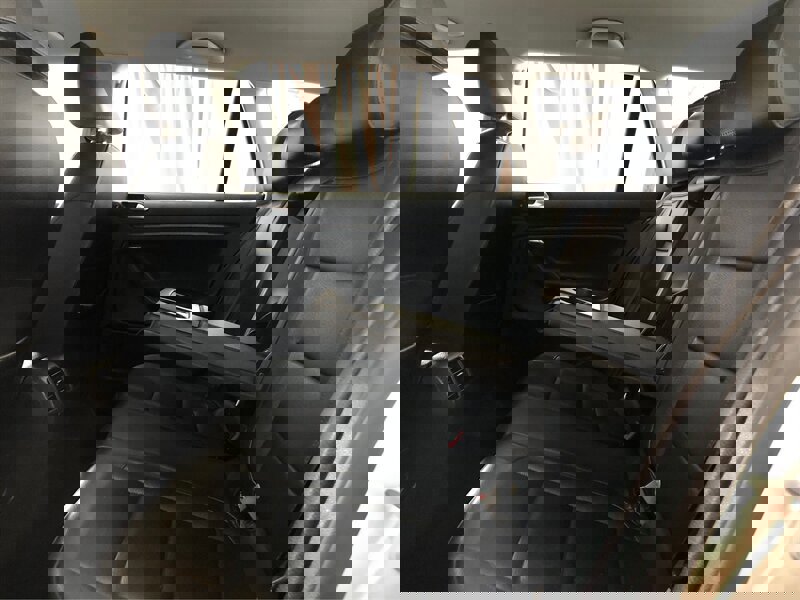 Used 2013 Volkswagen Jetta TDI image 10