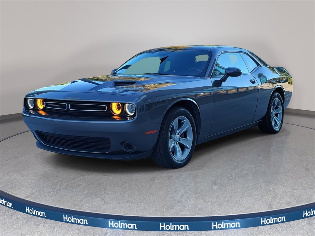Used 2019 Dodge Challenger SXT