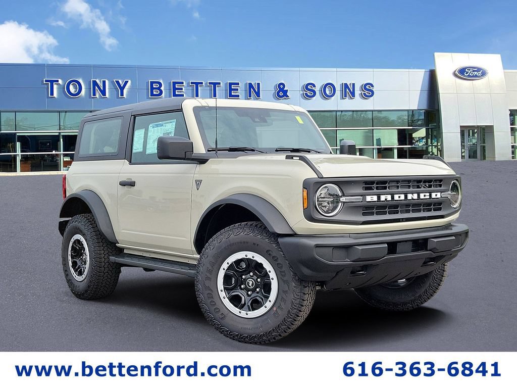 New 2026 Ford Bronco 2-Door w/ Sasquatch Package