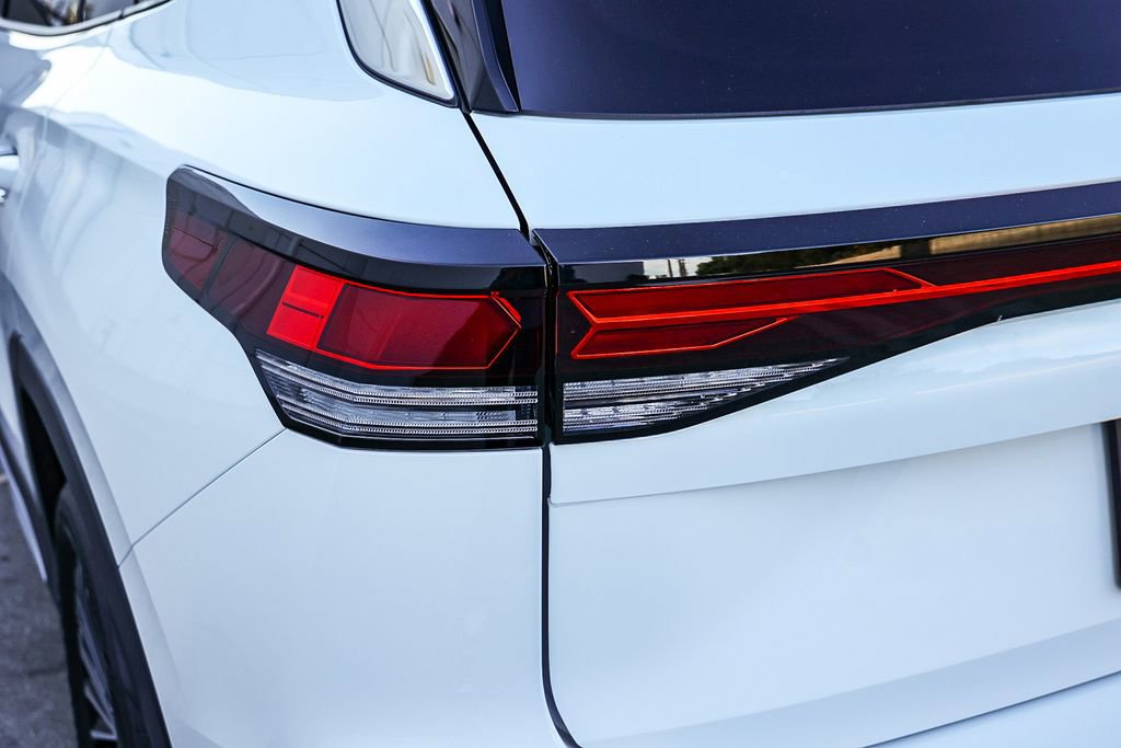 New 2026 Volkswagen Tiguan S image 9