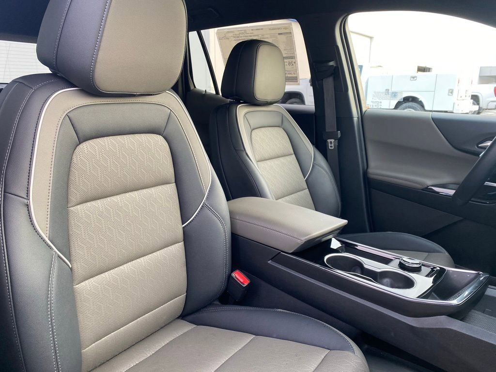 New 2026 Chevrolet Equinox LT w/ Convenience Package II image 18