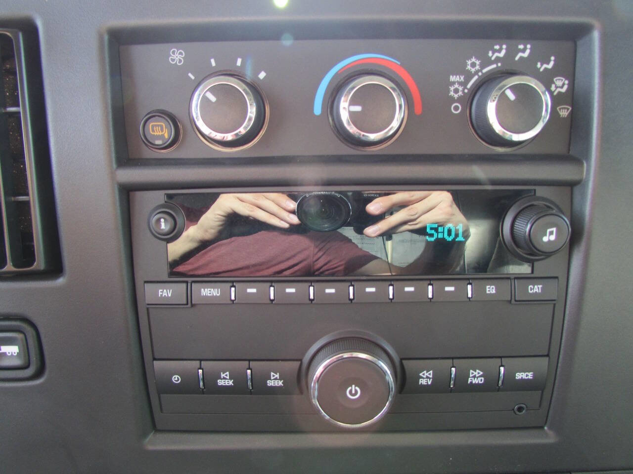 Used 2025 Chevrolet Express 2500 Extended w/ Communications Package RWD image 20