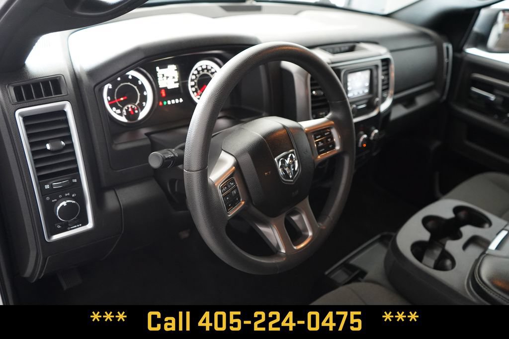 Used 2024 RAM 1500 Warlock RWD image 16