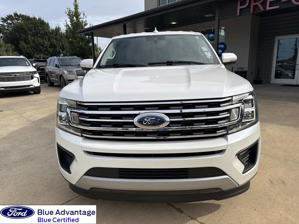Used 2019 Ford Expedition XLT w/ Equipment Group 202A RWD image 4