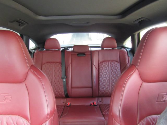 Used 2023 Audi e-tron S Premium Plus w/ Black Optic Package AWD/4WD image 37