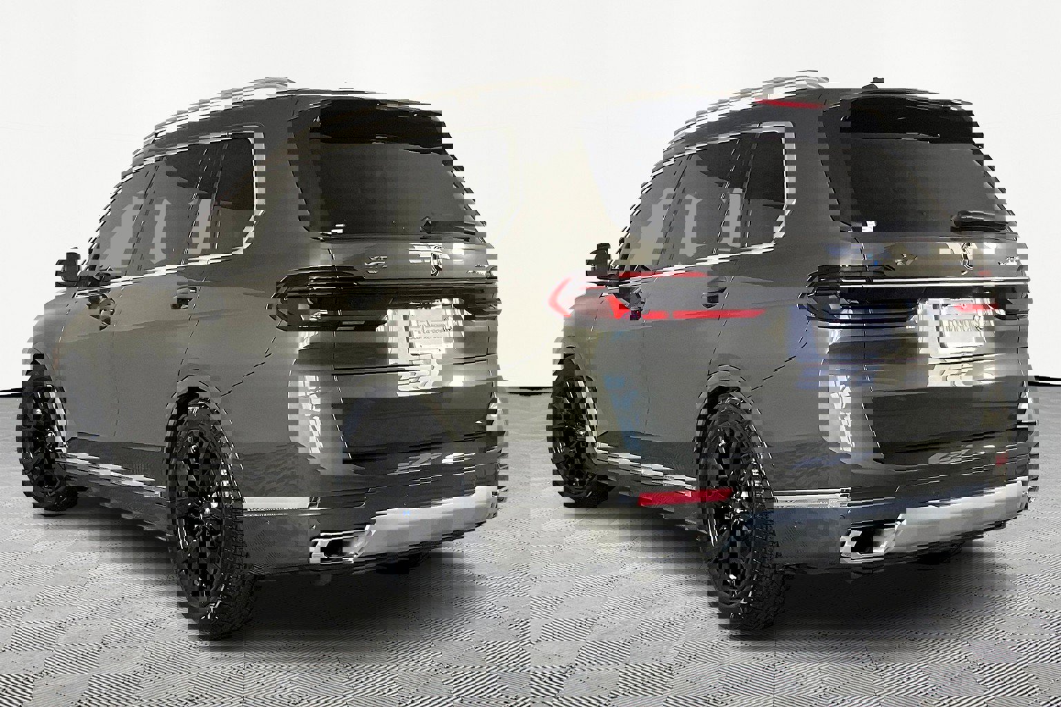 Certified 2024 BMW X7 xDrive40i w/ Premium Package image 5