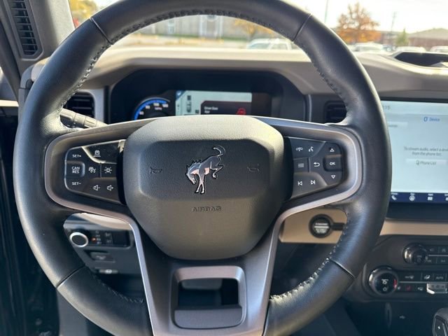 Used 2024 Ford Bronco Wildtrak image 14