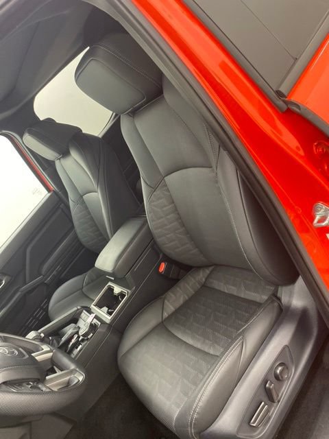 Used 2024 Toyota Tacoma TRD Off-Road w/ TRD Off Road Premium Package AWD/4WD image 12