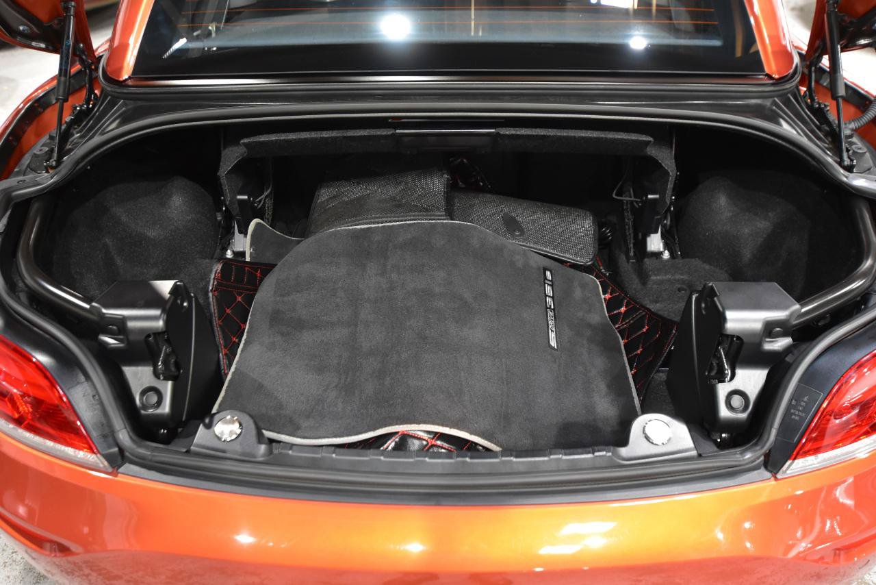 Used 2015 BMW Z4 sDrive35is RWD image 43