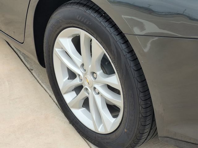 Used 2018 Chevrolet Malibu LT FWD image 8