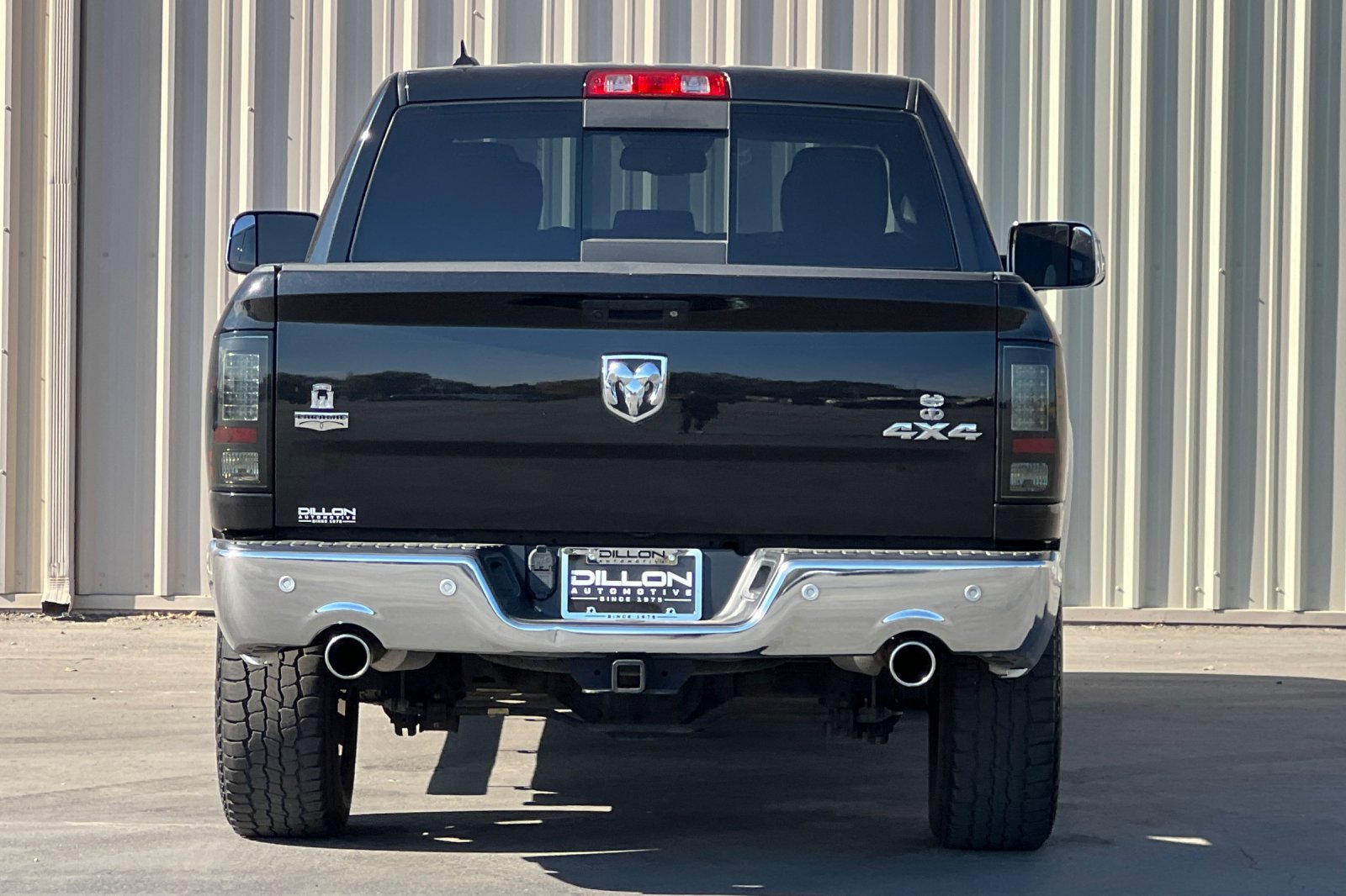 Used 2018 RAM 1500 Laramie w/ Convenience Group AWD/4WD image 8