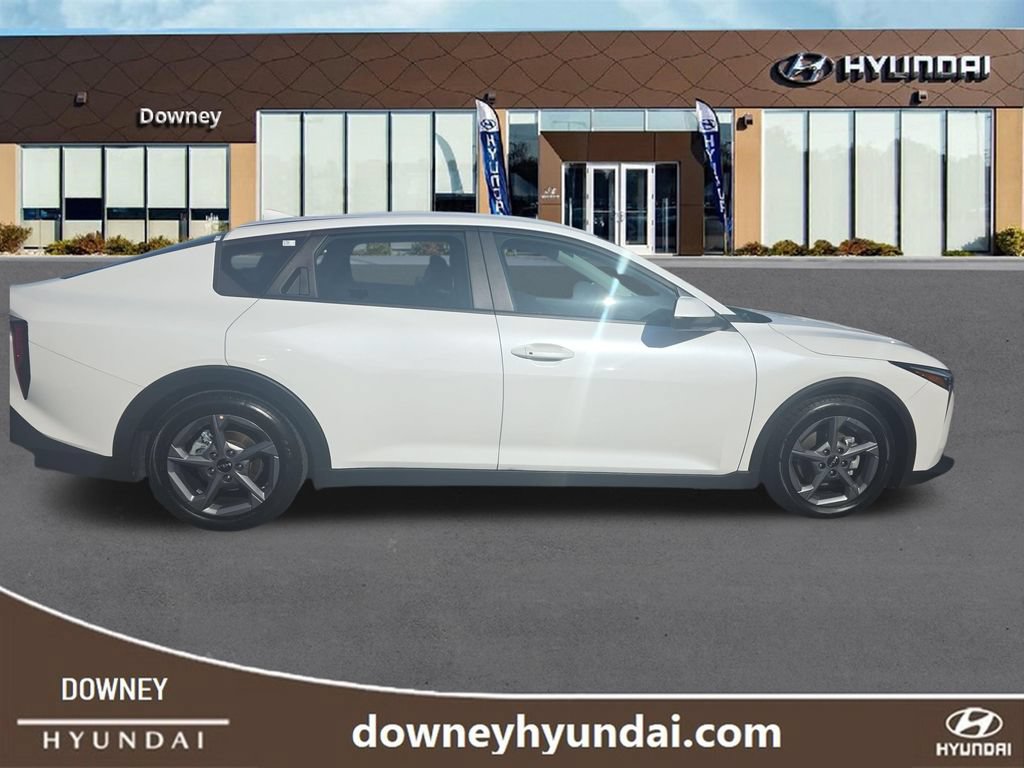 Used 2025 Kia K4 FWD image 6
