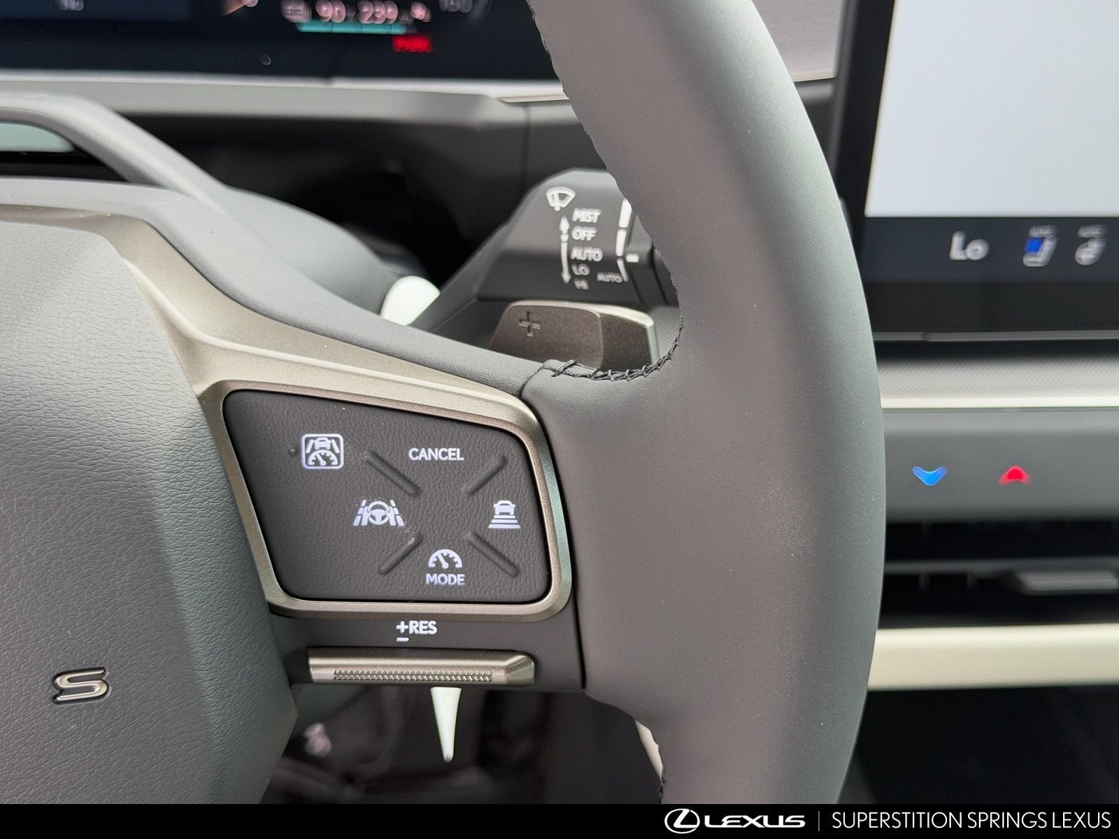 New 2026 Lexus ES 350e w/ Convenience Package FWD image 15