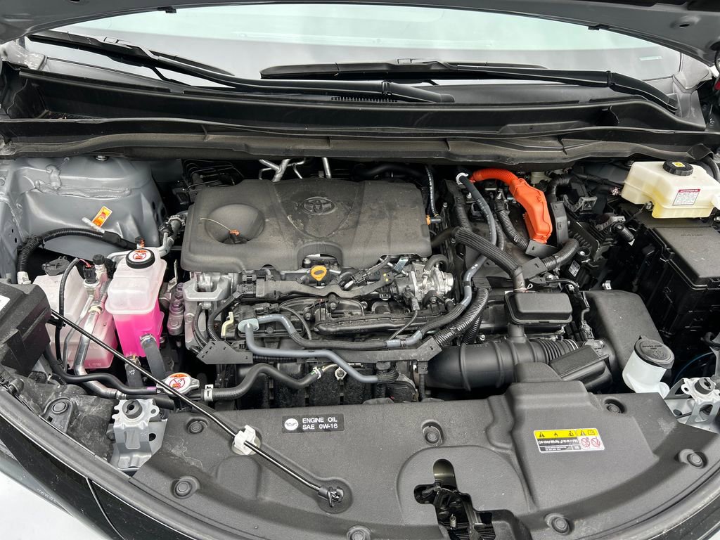 Used 2025 Toyota Sienna XLE Woodland Edition AWD/4WD image 26