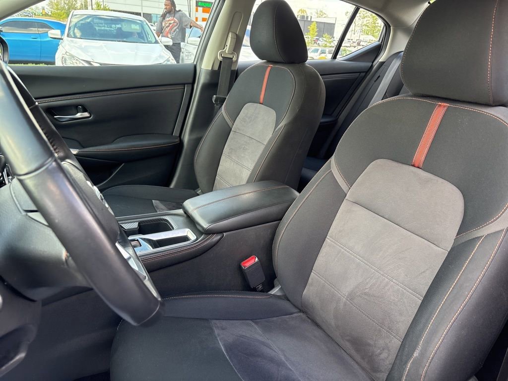 Used 2022 Nissan Sentra SR w/ Trunk Package image 11