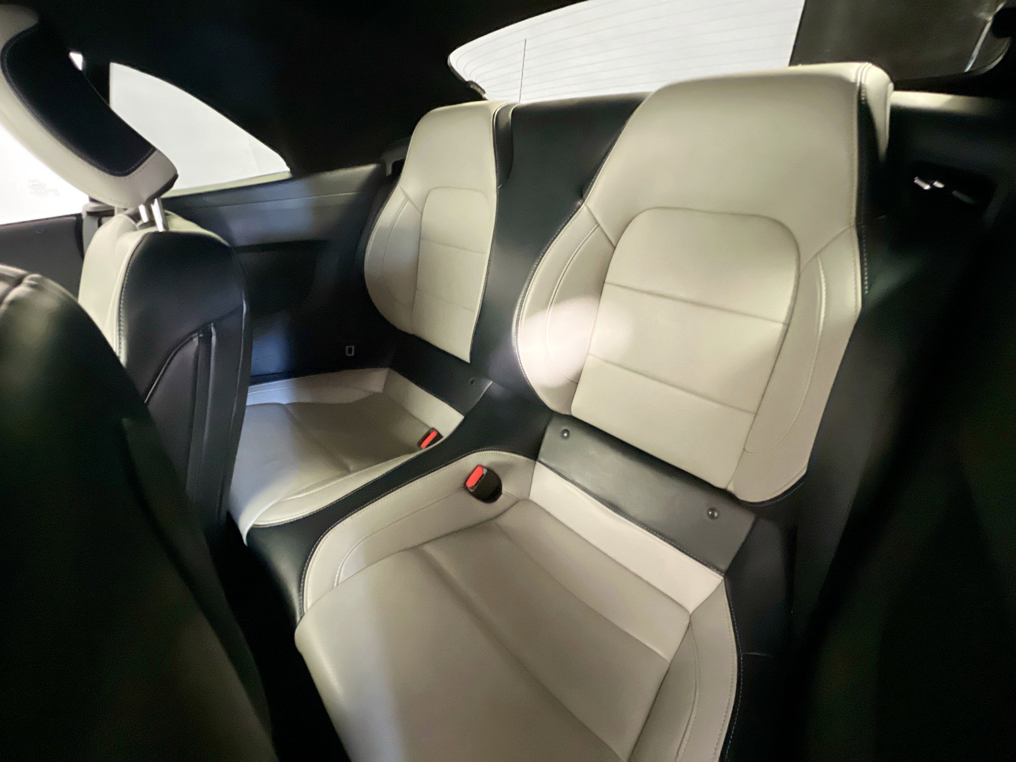Used 2024 Ford Mustang Premium RWD image 28