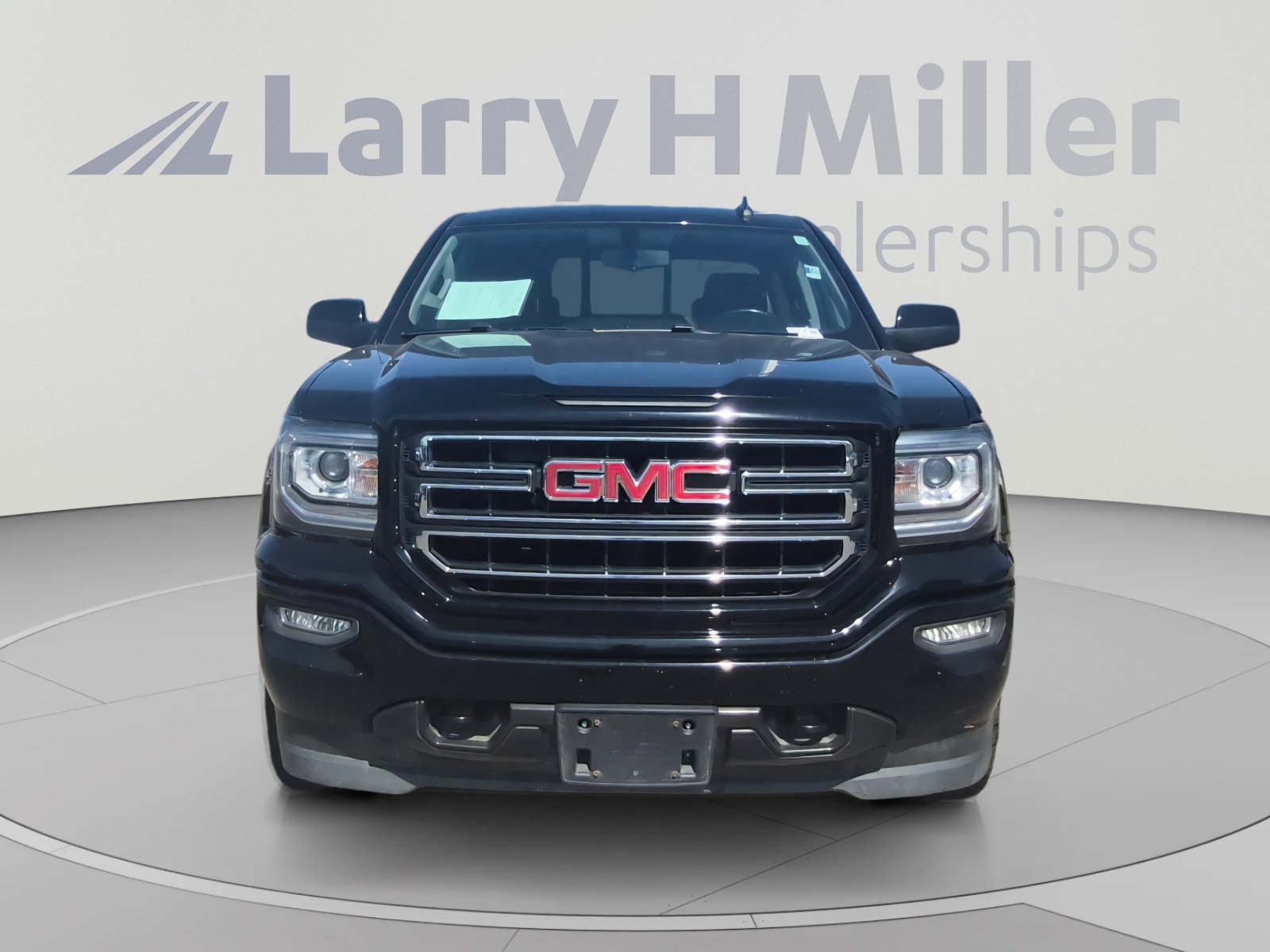 Used 2017 GMC Sierra 1500 SLE w/ Elevation Edition AWD/4WD image 8