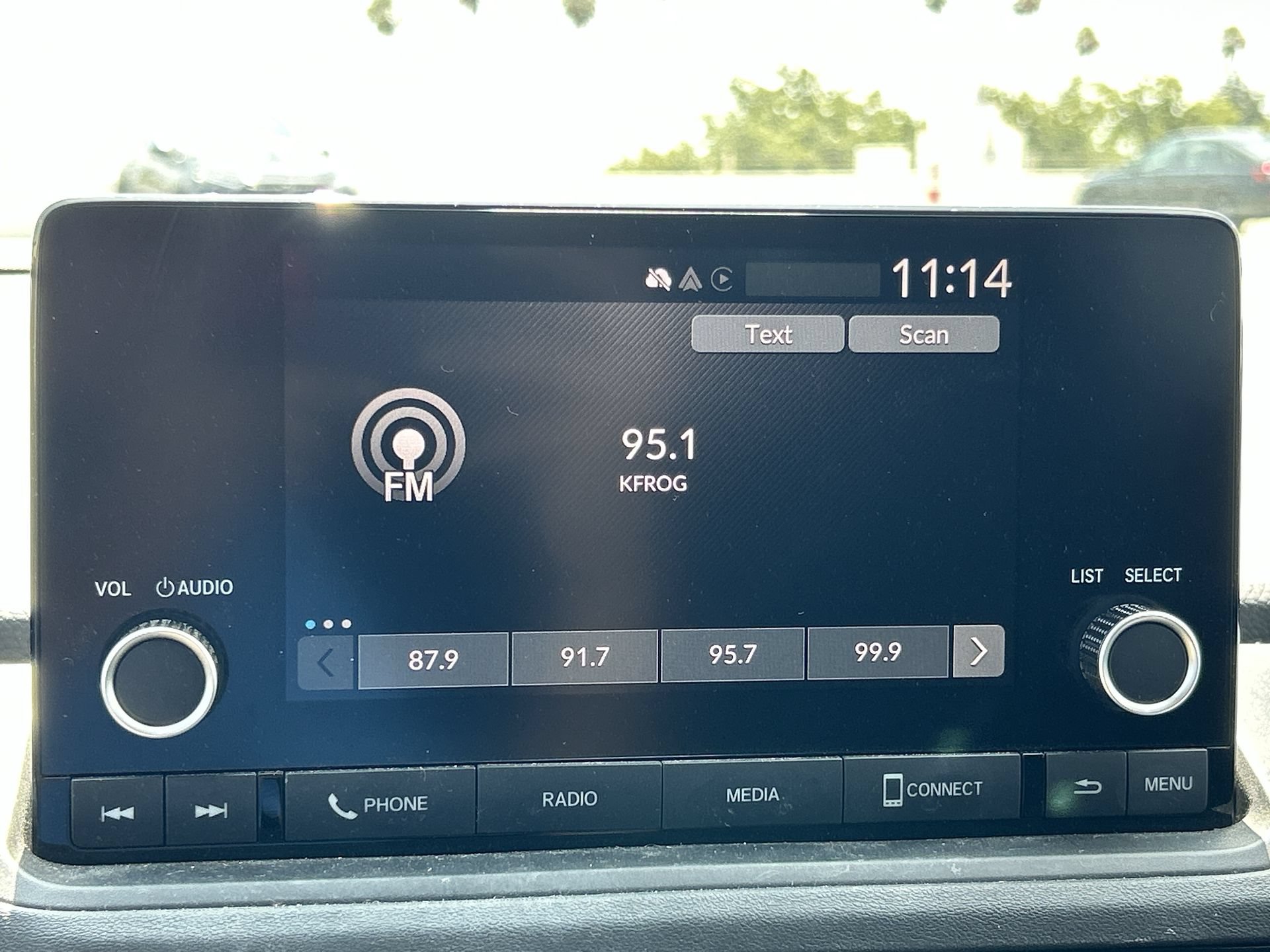 Used 2023 Honda Accord EX image 12