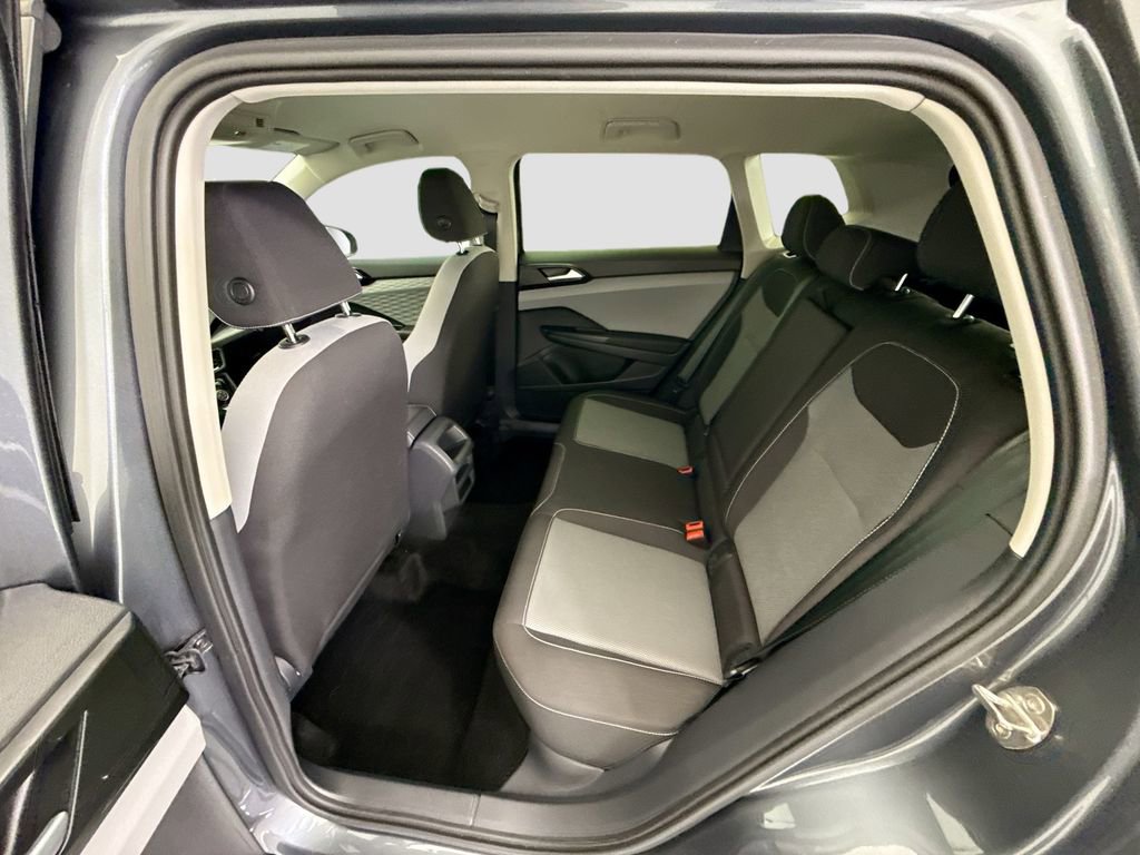 Certified 2023 Volkswagen Taos S image 19