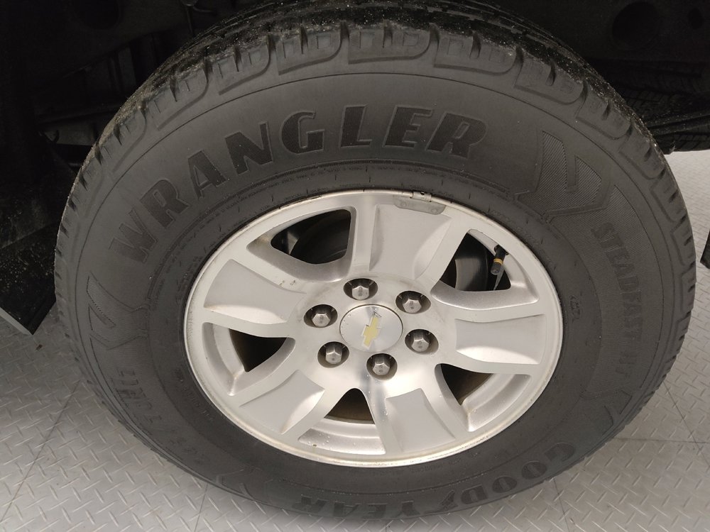 Used 2018 Chevrolet Silverado 1500 LT w/ All Star Edition image 31