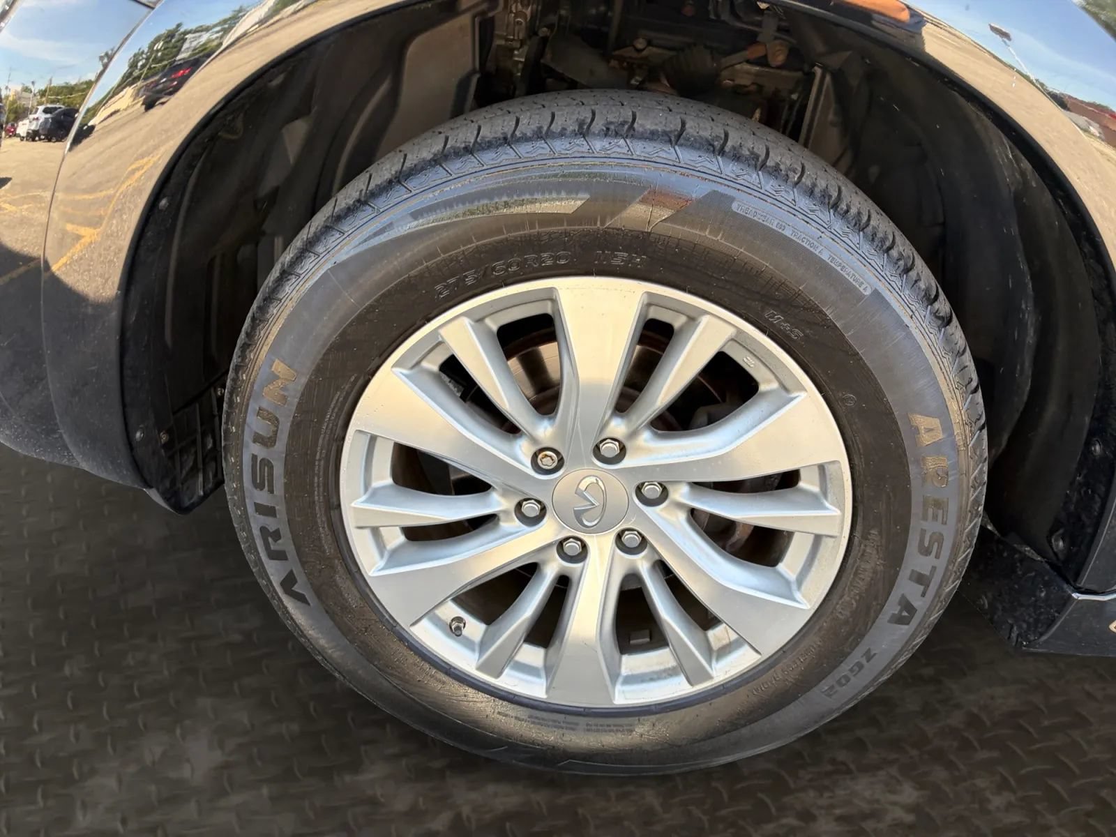 Used 2016 INFINITI QX80 4WD w/ All Season Package image 39