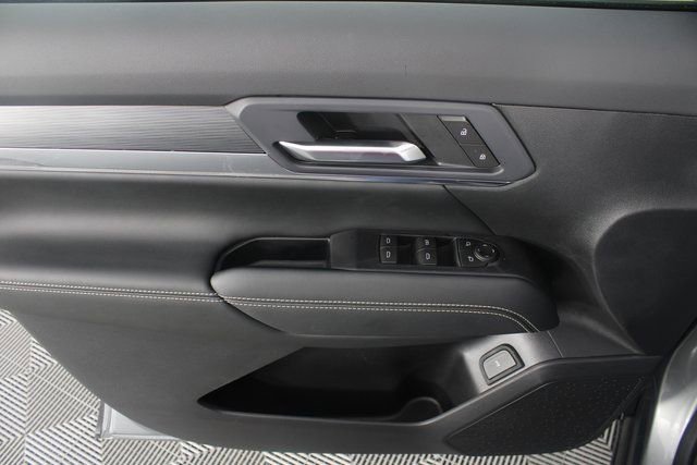 New 2026 GMC Terrain Elevation w/ Elevation Premium Package image 13