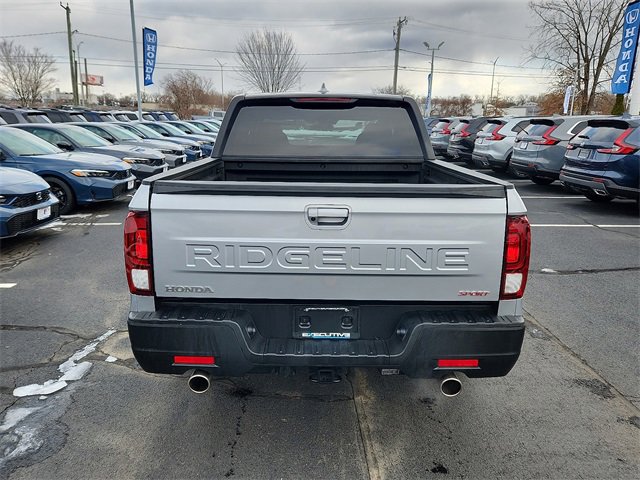 Used 2024 Honda Ridgeline Sport image 5