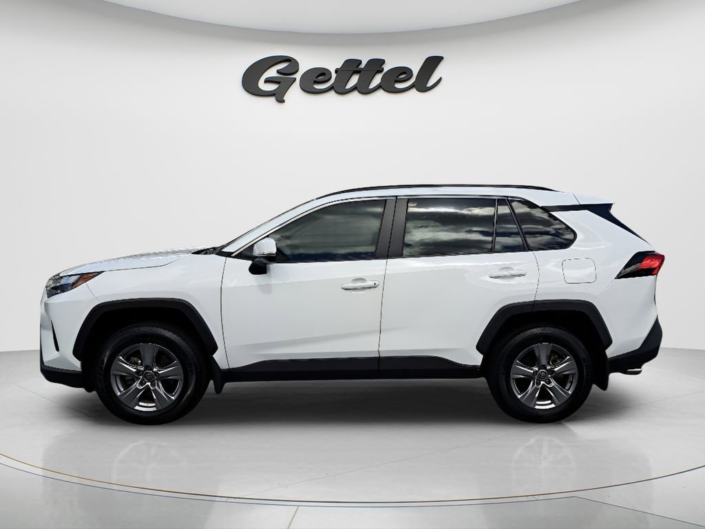 Used 2024 Toyota RAV4 XLE w/ Convenience Package image 7