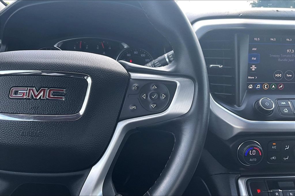 Used 2023 GMC Acadia SLT AWD/4WD image 18